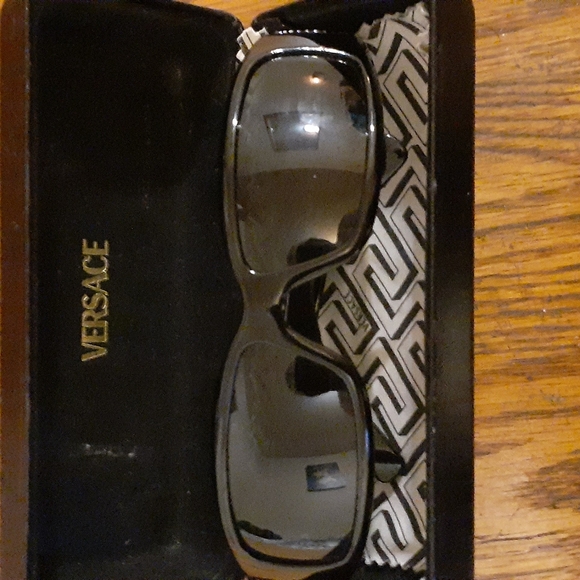 GianniVersace vintage ninety's sunglasses unisex - Picture 4 of 6